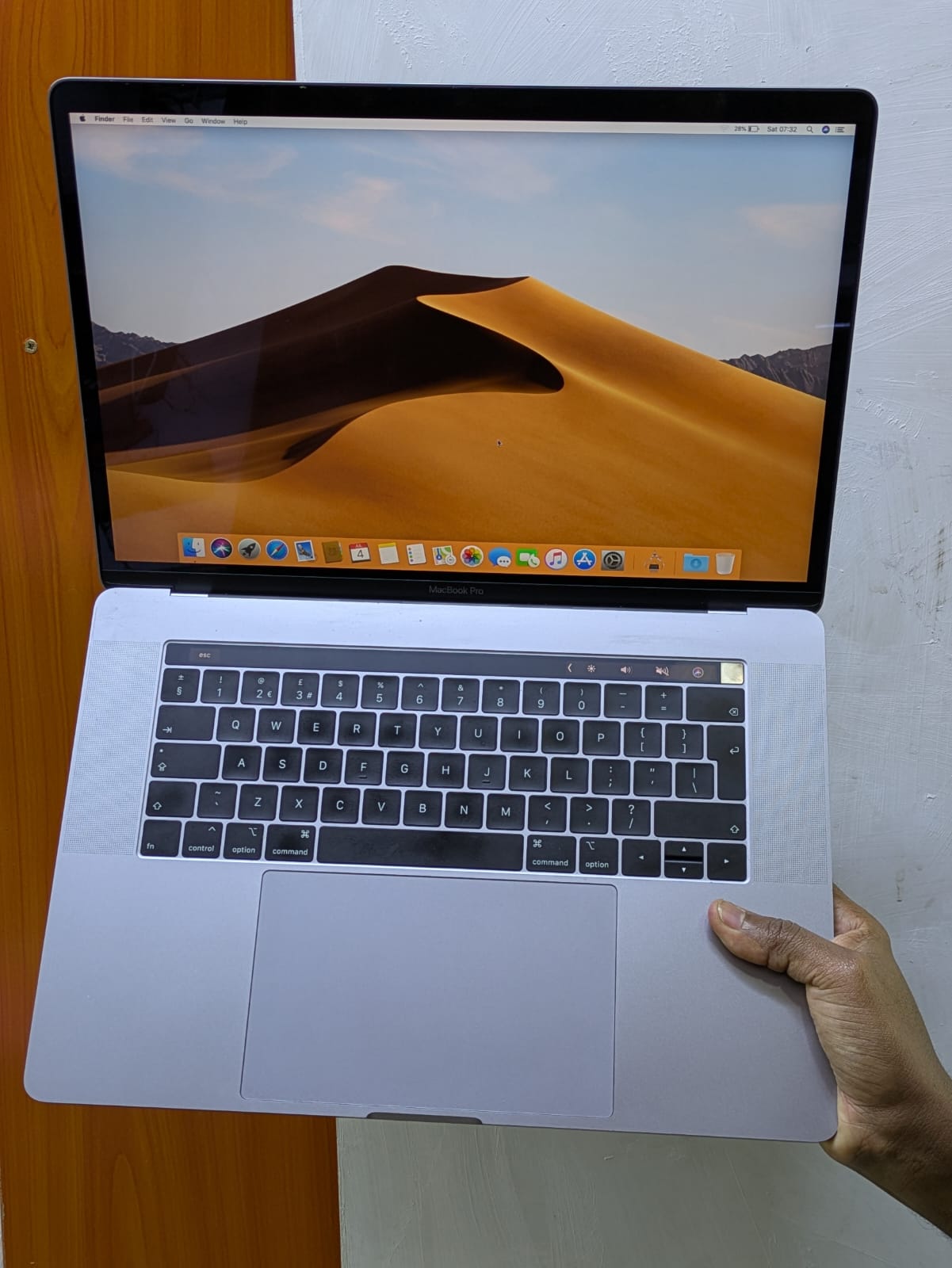 MacBook Pro 15" (2018) – Core i7 | 16GB RAM | 256GB SSD | 4GB Dedicated Graphics