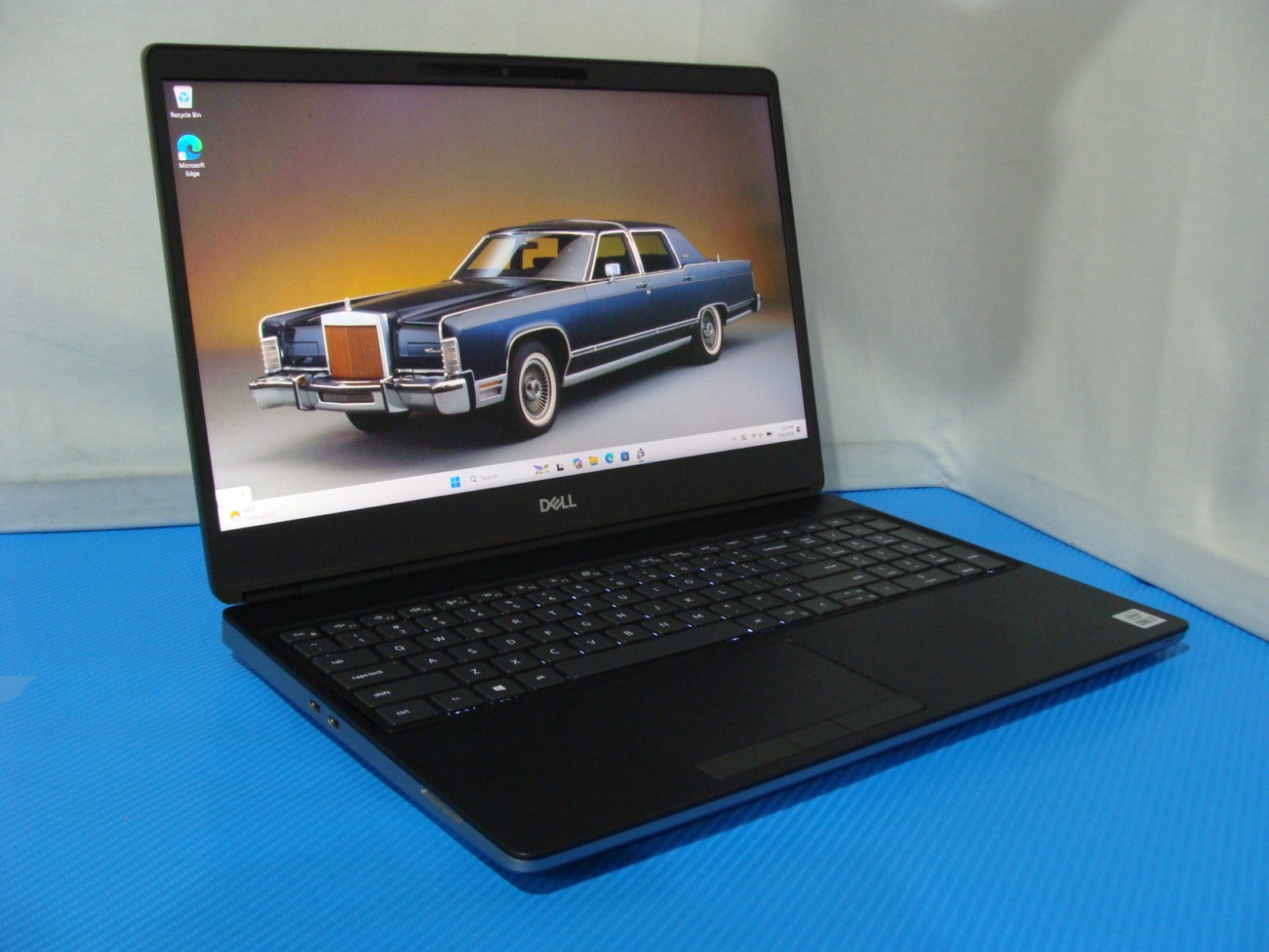 Dell Precision 7550 Workstation Laptop – i7 10th Gen, 16GB RAM, 512GB SSD, RTX A5000 16GB