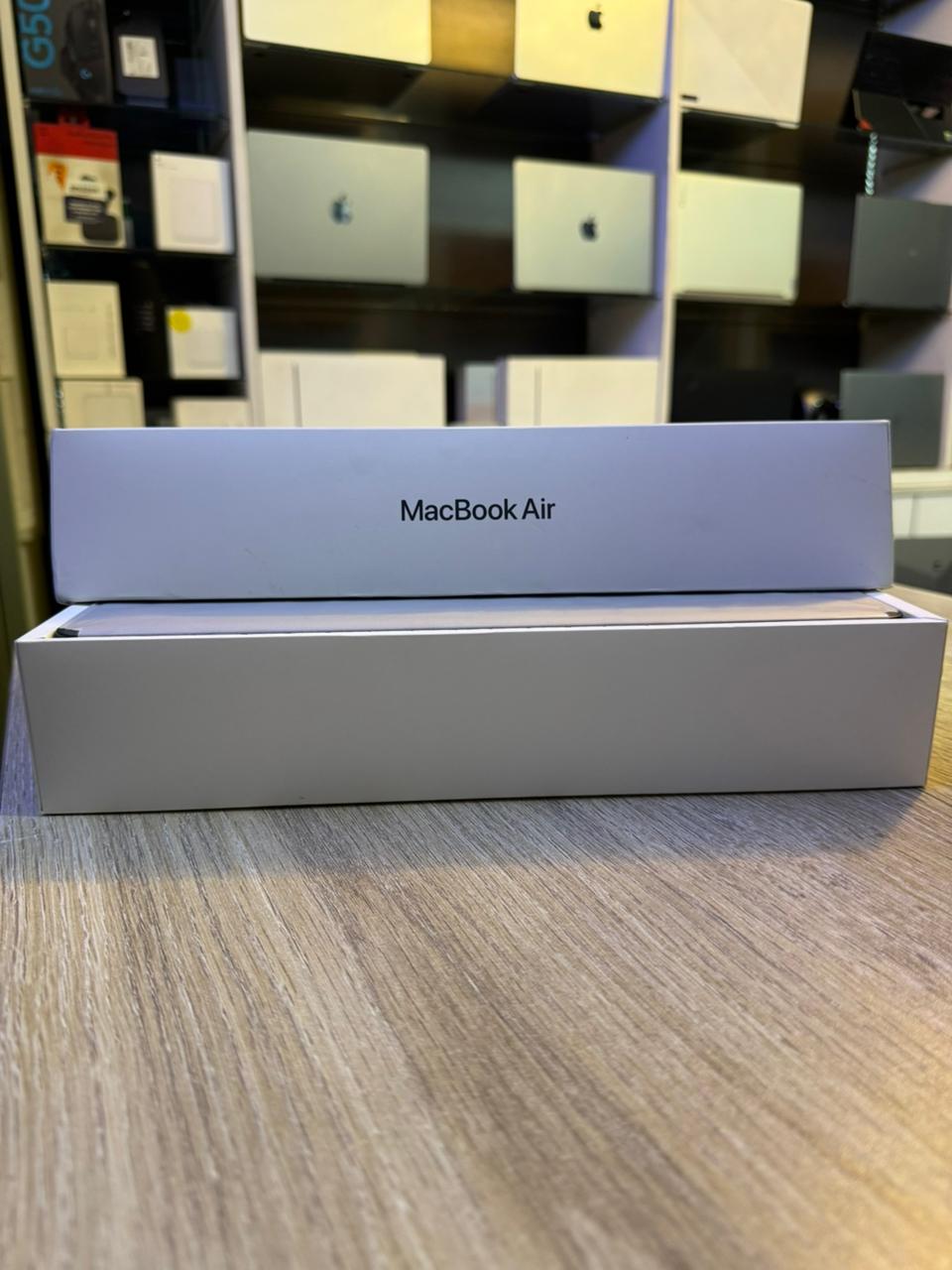 Apple MacBook Air M4 2025 13" – Open Box