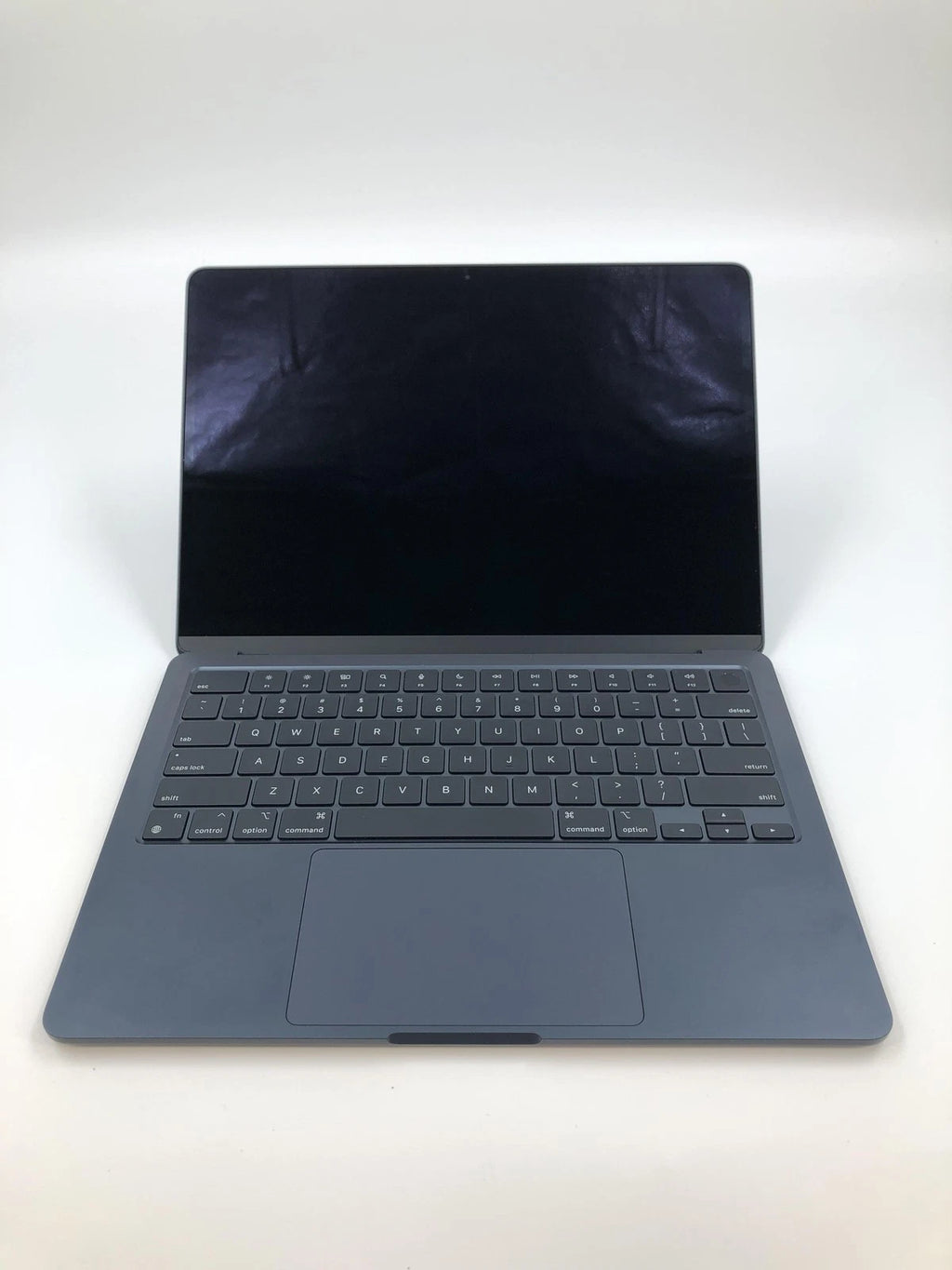 MacBook Air M3 13" (8GB/256GB)