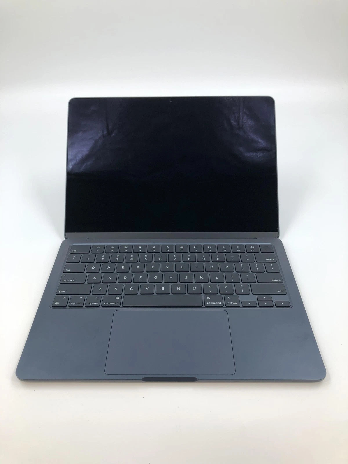 MacBook Air M3 13" (8GB/256GB)
